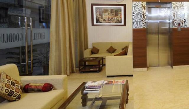 Airport Hotel Goodluck New Delhi Exteriör bild